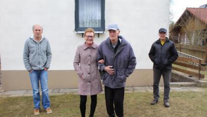 Bild: soj
DJK-Vorsitzenden Robert Söllner junior, Tochter Maria, Jubilar und Ehrenvorsitzender der DJK Robert Söllner senior, Alfred Würstl (v.li)