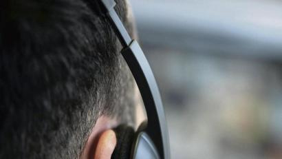 Bild: Sebastian Gollnow/dpa
Endlose Videocalls gehen vielen auf die Nerven. Meetings sollten deshalb immer begrenzt werden.