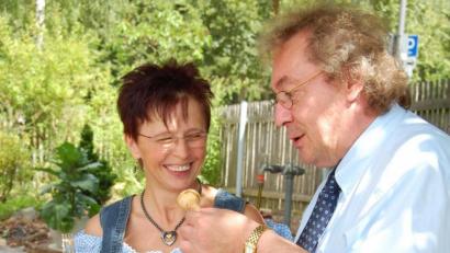 Archivbild: hcz
Otmar Neubauer bei einem "Tag der offenen Gartentür" im Garten des Obst- und Gartenbauvereins.