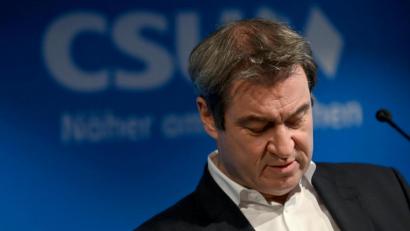 Bild: Peter Kneffel
Markus Söder, CSU-Parteivorsitzender und Ministerpräsident von Bayern, gibt nach der virtuellen CSU-Präsidiumssitzung eine Pressekonferenz.