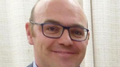 Bild: br
„Wir wollen unsere Kläranlage, seit 25 Jahren in Betrieb, weiterhin auf den neuesten Stand halten“ so Bürgermeister Johannes Schmid (Schlammersdorf) als Vorsitzender des Abwasserzweckverbandes Schlammersdorf-Vorbach im Vorfeld zu einer Energie- und Potentialstudie für die Kläranlage durch das Institut für Energietechnik an der OTH Amberg-Weiden.
