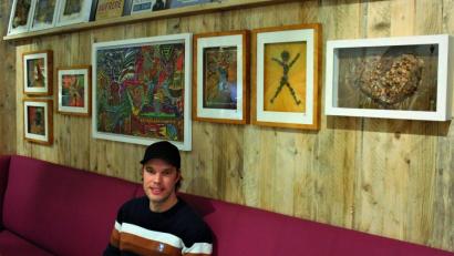 Bild: stg
In "Mein Lieblings Platz" am Kemnather Stadtplatz präsentiert Stephan Schmid eine kleine Auswahl seiner "UR-Werke".