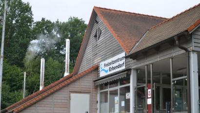 Archivbild: Benkhardt
Auch das Erbendorfer Freibad wird über die Stadtwerke betrieben.