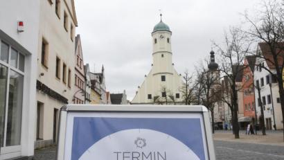 Symbolbild: Gabi Schönberger
Noch diesen Samstag braucht es in Weiden zum Einkaufen im Einzelhandel, abseits zugelassener Ausnahmeregelungen wie bei Lebensmittlern, einen Termin. Ab Montag braucht es obendrein auch einen negativen Coronatest.