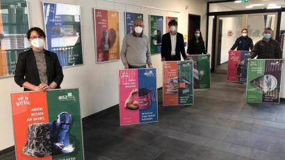 Bild: wro
Vorgestellt wurde das neue Kommunikationskonzept des Beruflichen Schulzentrums Wiesau von (von links) Martina Auer-Bertelshofer, Hermann Körner, Schulleiter Thomas Metzler, Anja Dietz, André Putzlocher und Markus Schultes.