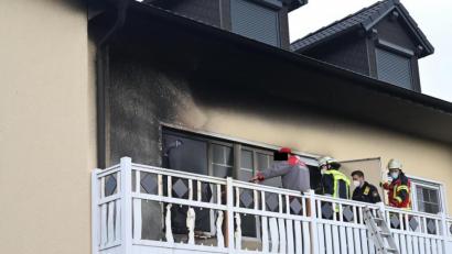 Bild: gf
In Engelsdorf kam es zu einem Brand auf einem Balkon.