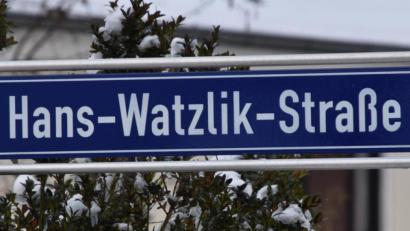 Bild: Andreas Royer
Die Umbenennung der Hans-Watzlik-Straße am Loderhof bleibt in der Diskussion.