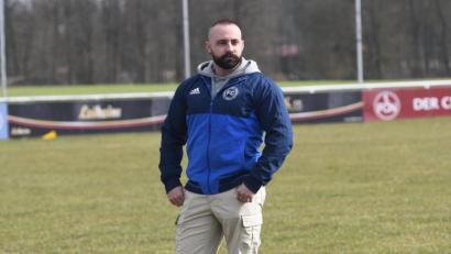Bild: Gabi Schönberger
Dominik Scherl ist eine Ausnahme in der Oberpfalz: Er spielte als offen Schwuler lange aktiv Fußball.