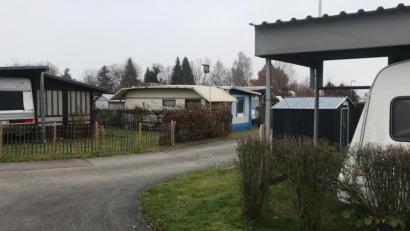 Archivbild: Wilhelm Amann
Der Campingplatz Perschen soll geräumt werden. Mit dem Thema beschäftigte sich der Kreisausschuss, weil auch der Landkreis Mitglied des Zweckverbands Freizeit- und Erholungszentrum ist.