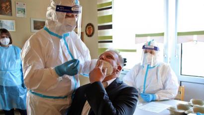 Bild: jma
Bürgermeister Jürgen Kürzinger war in Kirchenthumbach einer der ersten Testpersonen