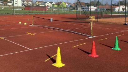 Bild: ü
Auftakt beim Tennis für Kinder des SC Kirchenthumbach.