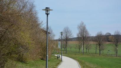 Bild: jr
Derzeit werden Gehwege rund um das Sibyllenbad nachts kaum frequentiert. Wenn die Straßenlampen stundenweise ausgeschaltet würden, ließe sich Geld sparen – so die Meinung im Marktrat. .