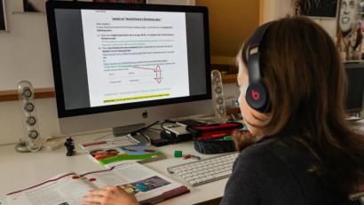 Symbolbild: Ulrich Perrey
Nicht nur für Schüler ist das Homeschooling nicht immer einfach: Auch die Lehrkräfte haben Hindernisse zu überwinden. Das zeigt auch dieser Lagebericht.