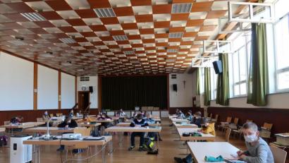 Bild: exb
In Plößberg kann die Schule den Kultursaal für den Unterricht nutzen.