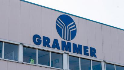 Archivbild: Armin Weigel
Die Grammer AG setzt seine positive Geschäftsentwicklung im ersten Quartal 2021 fort. Das gab das Unternehmen am Mittwoch offiziell bekannt.