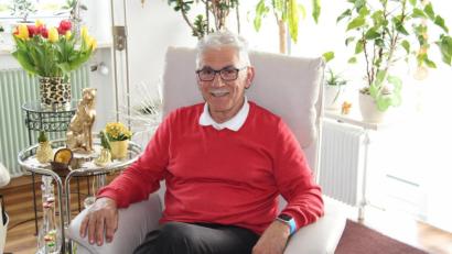 Bild: prh
Es ist erstaunlich, dass Juan "Monchito" Vilas, auch noch Zeit findet, im Sessel zu sitzen. Der umtriebige Neustädter und langjährige ASV-Vorsitzende feiert am Mittwoch seinen 70. Geburtstag soweit die Corona-Pandemie es zulässt.