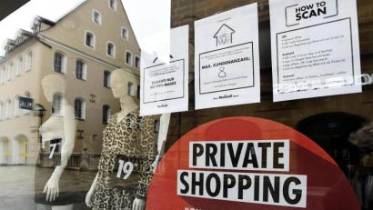 Archivbild: Petra Hartl
Bei manchen heißt es „Private Shopping“, meint aber dasselbe: „Click & Meet“ ist ab Montag, 3. Mai, in Amberg unter bestimmten Voraussetzungen wieder möglich.