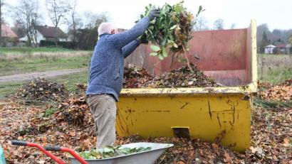 Symbolbild: Susanne Forster
Es bleibt dabei: Für jede einzelne Grüngutanlieferung muss bezahlt werden. Der Gemeinderat sprach sich gegen eine pauschale Jahresgebühr aus.