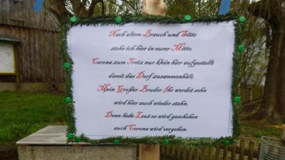 Bild: Siegfried Walter/exb
Das Maibaum-Taferl in Hohenthan.