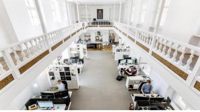 Bild: Bewegewas
Hier wird Zukunft gemacht: Das Büro der Firma Bewegewas befindet sich im ehemaligen Fotoatelier Sommer in der Unteren Nabburger Straße in Amberg.