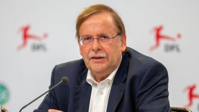 Bild: Andreas Gora/dpa
Rainer, Koch, Vizepräsident des DFB und Präsident des BFV, ist nicht mehr länger tragbar, schreibt Fabian Leeb in seinem Kommentar.