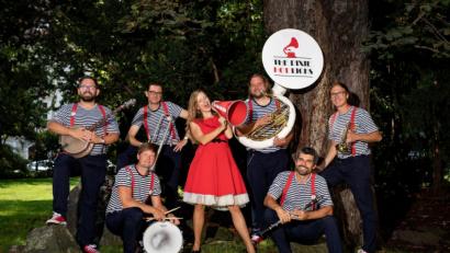 Bild: Libor Nesvadba/exb
Dixie-Klänge zum Mittanzen bringen die Dixie Hot Licks aus Pilsen auf die virtuelle Bühne am Marktplatz.