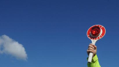 Bild: Patrick Seeger/dpa 
Achtung, Polizei