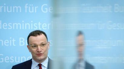 Bild: Kay Nietfeld/dpa
Jens Spahn spricht über Impfungen bei Jugendlichen.