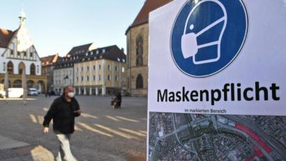 Bild: Petra Hartl
In Amberg greifen wegen der sinkenden Sieben-Tage-Inzidenz erste Lockerungen. Die Maskenpflicht in der Altstadt und entlang der Marienstraße bleibt aber vorerst bestehen.