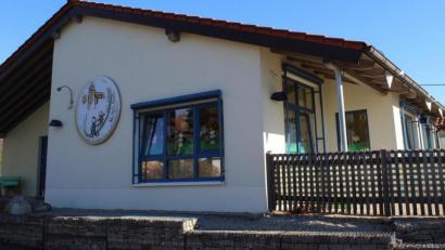 Bild: soj
Der Gemeinderat beschloss die weitere Gültigkeit der vorläufigen Betriebserlaubnis für das Kinderhaus Sankt Josef. Für eine Generalsanierung wurden wichtige Weichen gestellt.