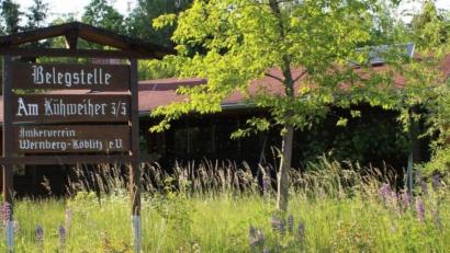 Bild: Werner Kick, Imkerverein Wernberg-Köblitz/exb
Die Belegstelle „Am Kühweiher“, die der Imkerverein Wernberg-Köblitz betreibt, öffnet ihre Pforten für die Anlieferung von Königinnen zur Begattung.