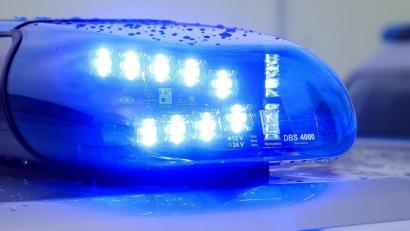 Symbolbild: Jens Wolf/dpa
Die Eschenbacher Polizei hofft auf Hinweise auf drei Fahrräder, die am Mittwoch in Pressath am helllichten Tag aus einer Garage verschwanden.