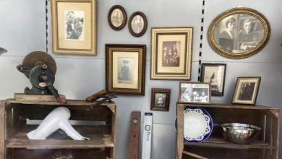 Bild: Reindl Monika/exb
Beim Werkmarkt Eisen Schertl wird neben der Geschichte des Unternehmens auch der Vergleich zwischen alten und neuen Haushaltsgegenständen gezeigt.