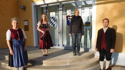 Bild: Angela Harbauer
Die Aktiven der Musikkapelle Ursensollen freuen sich über ihre Erfolge (von links): Kathrin Fuchs, Evi Ehbauer, Ute Neger und Stefan Neger.