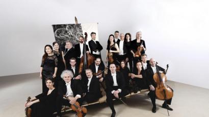 Bild: Nikolaj Lund/exb
Das Württembergisches Kammerorchester Heilbronn spielt das erste Konzert nach der Pandemie-bedingten Schließung des Amberger Stadttheaters.