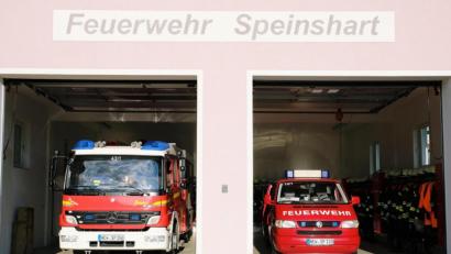 Bild: do
Die Räumung einer Unfallstelle durch die Feuerwehr kann kosten – erst recht Einsätze bei vorsätzlicher Brandstiftung oder bei freiwilligen Hilfeleistungen. Für solche Leistungen beschließt der Gemeinderat eine neue Kostensatzung.