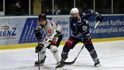 Bild: gb
Barry Noe (rechts) bleibt in Weiden.