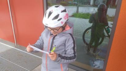 Bild: bk
Die Schnitzeljagd der TSG: Die Kinder sind mit Eifer bei der Sache