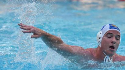 Archivbild: af
Thomas Kick, Kapitän der Weidener Wasserballer, erhielt von Trainer Thomas Aigner nach dem Dreierpack von Düsseldorf ein Sonderlob.