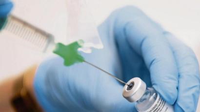 Symbolbild:  Sven Hoppe/dpa
Kinder ab zwölf Jahren sollen sich in Deutschland vom 7. Juni an gegen Corona impfen lassen können.