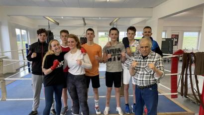 Bild: mzi
Der BC Amberg soll künftig einer von vier bayerischen Leistungsstützpunkten sein, um die Nachwuchsboxer ideal fördern zu können.
