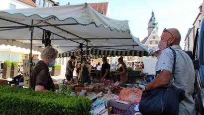 Archivbild: cs
Zuletzt wehte im September 2020 Marktluft durch die Auerbacher Innenstadt. Am Sonntag, 13. Juni, ist es wieder so weit.