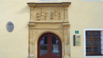 Bild: bl
Der erste Entwurf des Feinkonzepts für das Museum in Pfreimd hat gezeigt, dass es noch reichlich Stoff gibt, der geklärt werden muss.