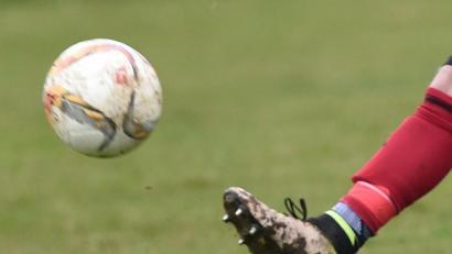 Bild: af
Kein Kick in der Bayernliga: Die C-Junioren des FC Weiden-Ost verzichten auf das Losverfahren und spielen weiter in der BOL Oberpfalz.