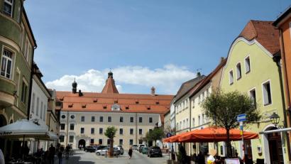 Bild: Stephan Huber
Die Obere Georgenstraße in Amberg. Über sie lässt sich trefflich diskutieren. Vor allem, wenn das Stadtsäckel so leer ist, wie gerade.