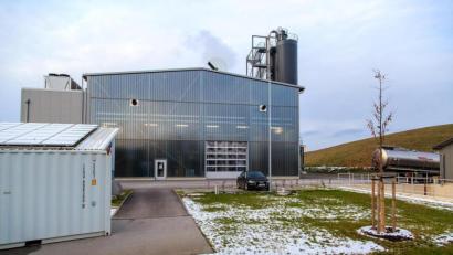 Bild: Hösamer
Die Klärschlammtrocknungsanlage des ZTKS soll im kommenden Jahr 30000 Tonnen durchsetzen. 2020 waren es lediglich 8000 Tonnen.