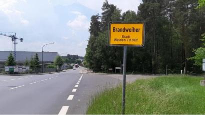 Bild: Bühner
Industriegebiet Brandweiher in Weiden ist belegt. 
Doch gegen die Erschließung des neuen Geländes West IV
in unmittelbarer Nähe haben Naturschützer erfolgreich gekämpft