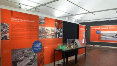 Bild: Herzog/exb
Ein Blick in die Ausstellung "Der Arbeit Paläste bauen" im Stadtmuseum