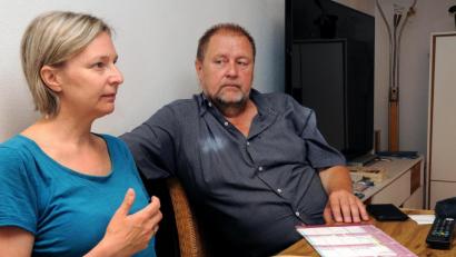 Bild: Stephan Huber
Verlierer der Corona-Krise: Reise Leo, ein familiengeführter Reiseunternehmer aus Raigering, steht vor dem finanziellen Ruin. Von links: Nina und Leonhard Oberndorfer.