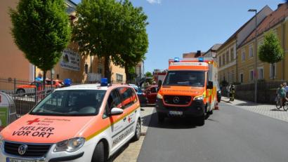 Bild: dob
Eine Vorfahrtsverletzung war der Grund für einen größeren Notarzteinsatz an der Bahnhofstraße in Vohenstrauß.
